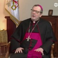 Кому вірить Папа Франциск. Розмова з послом Ватикану в Україні